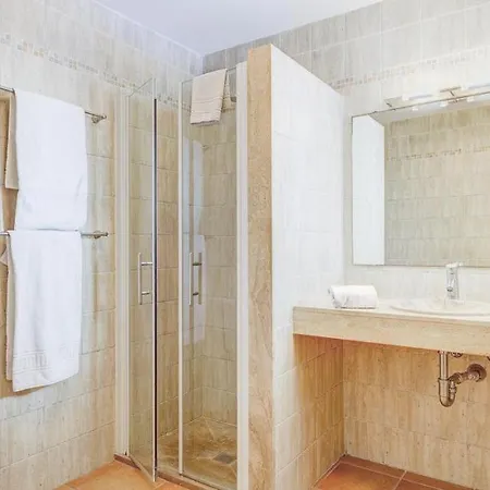 Torre Soli Nou Sleeps 9 Pool Air Con Wifi Villa